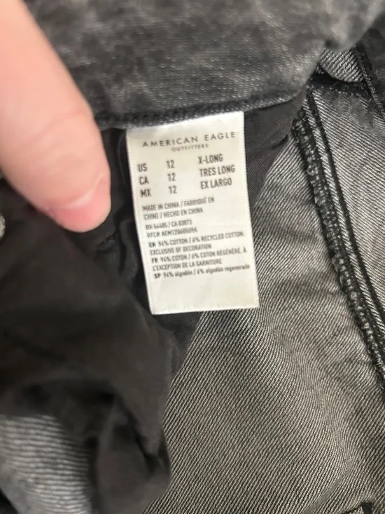 American Eagle size 12 XL - Picture 2 of 2